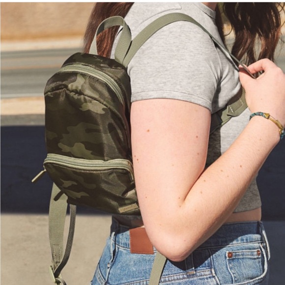 Victoria’s Secret PINK Ripstop Mini Backpack - Picture 7 of 7